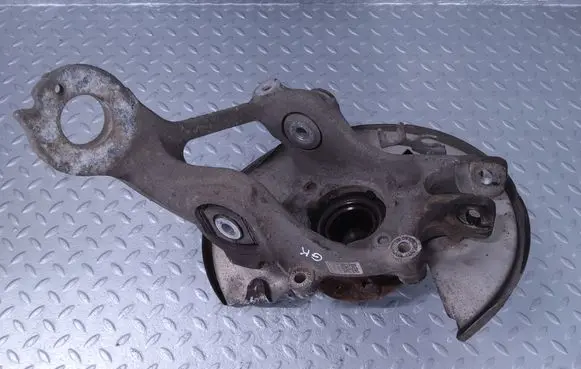 Audi A7 S7 4G Rear wheel hub 8R0505431F