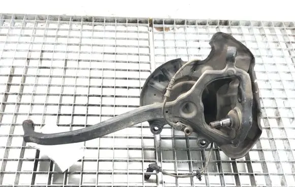 Mercedes-Benz CL C215 Front wheel hub spindle knuckle