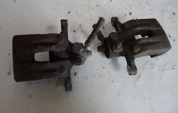 KIA Sportage Rear brake caliper