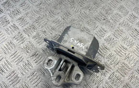 Mini Clubman F54 Gearbox mount 6853453