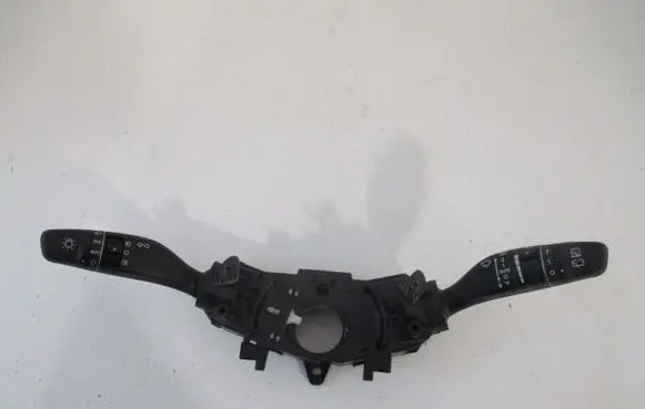 Hyundai Tucson TL Wiper turn signal indicator stalk/switch 93403D7960