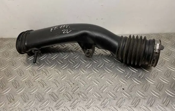 Air intake hose/pipe