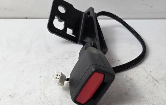 Peugeot 308 Rear seatbelt buckle 647866600 6478642ETA L00910134023
