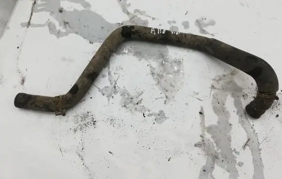 Toyota Avensis T220 Engine coolant pipe/hose NOCODE