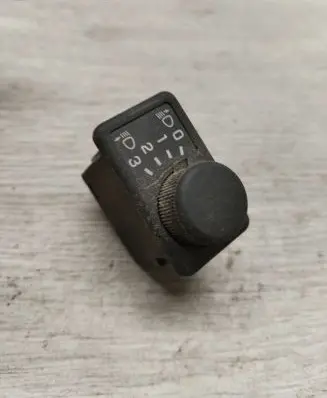 Nissan Almera N16 Headlight level height control switch 36997B