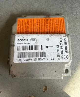 Mercedes-Benz Sprinter W901 W902 W903 W904 Airbag control unit/module 0285001105 0004460242