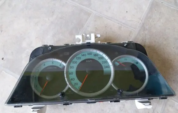 Toyota Corolla Verso AR10 Speedometer (instrument cluster) 838000F092A 838000F092