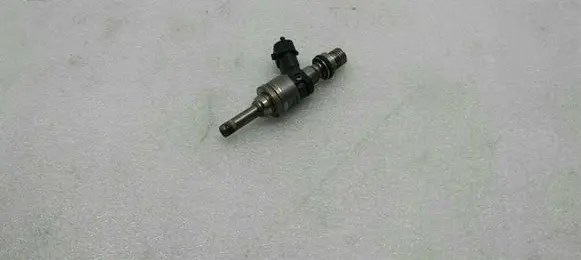 Porsche Panamera (970) Fuel injector 94811012831