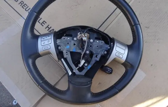 Toyota Auris 150 Steering wheel 607095211