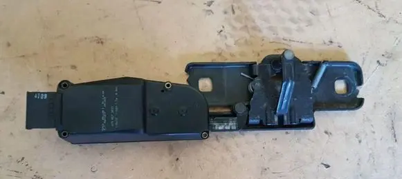Audi A6 S6 C6 4F Tailgate/trunk/boot lock/catch/latch 4F9827383D