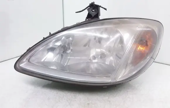 Mercedes-Benz Vito Viano W639 Headlight/headlamp 24670100