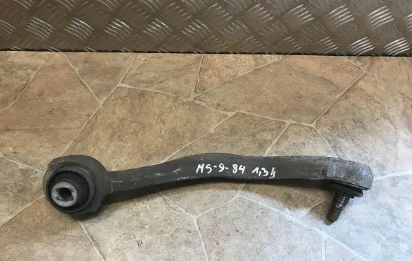 Mercedes-Benz E W212 Front lower control arm/wishbone 20445