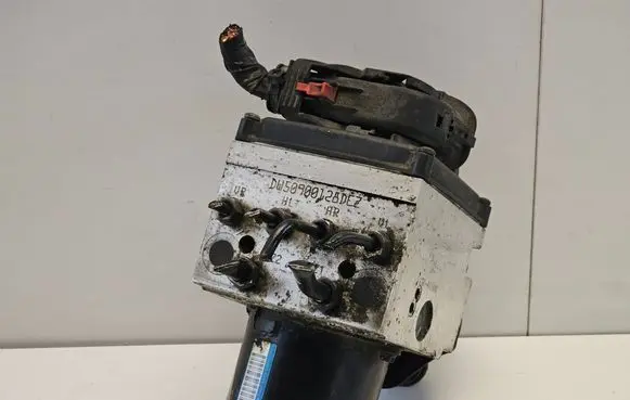 Volkswagen PASSAT B6 ABS Pump 3C0614095N DW50900128DEZ 15594402D