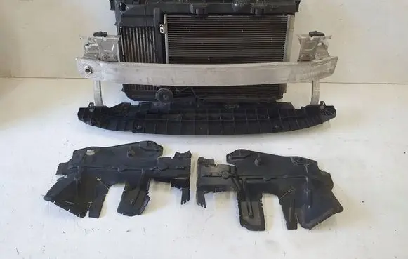 Citroen C4 Cactus Radiator support slam panel 9801492280