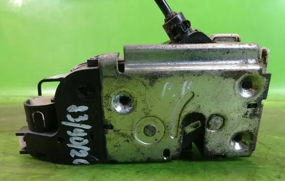 Renault Espace - Grand espace IV Front door lock 017973