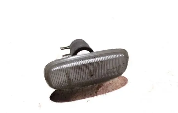 Audi A6 S6 C5 4B Front fender indicator light 4B0949127