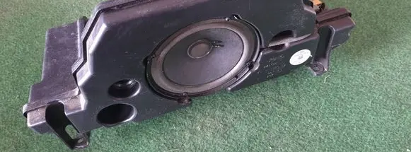 Audi A4 S4 B9 8W Panel speaker 8W9035382B