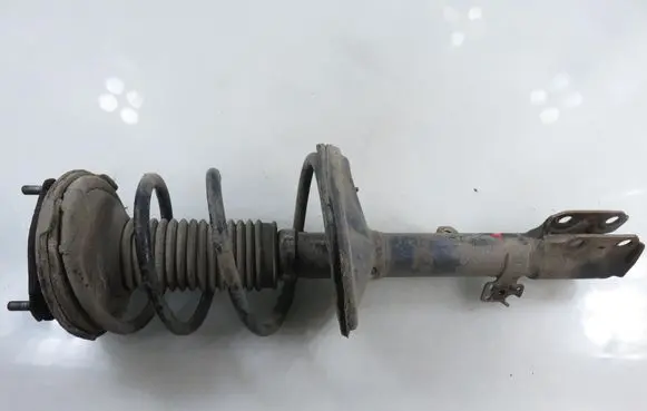 Toyota RAV 4 (XA20) Front shock absorber with coil spring 
