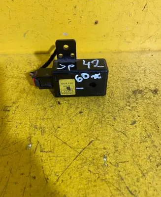 Chevrolet Captiva Alarm control unit/module 96628221