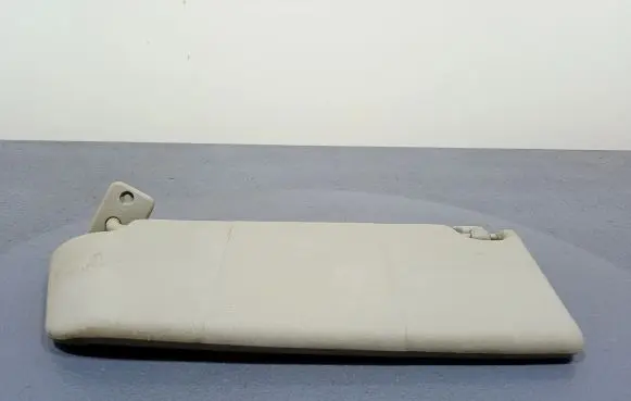 Opel Astra H Sun visor