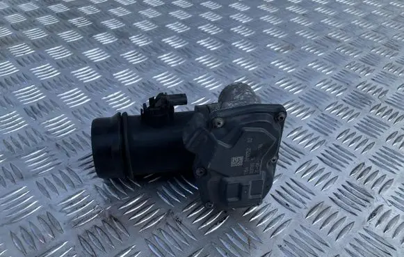 BMW 1 F20 F21 Throttle body valve 7810752