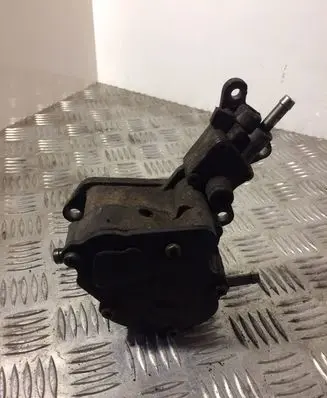 Volkswagen Transporter - Caravelle T5 Fuel injection high pressure pump 200100028