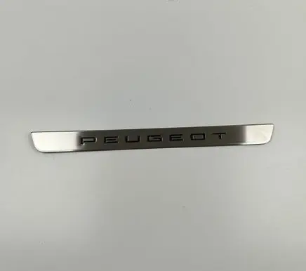 Peugeot 3008 III Front sill trim cover 98397473VV
