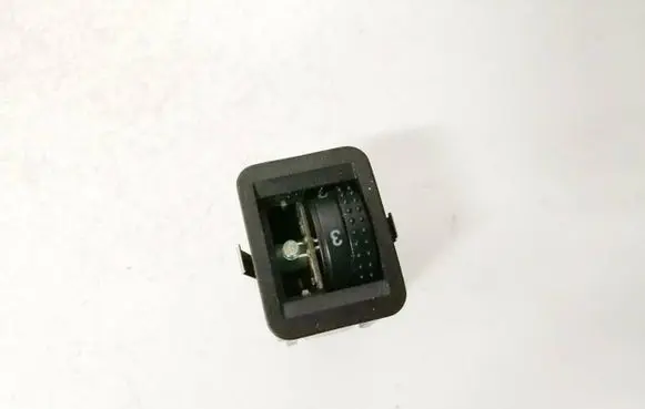 Skoda Octavia Mk1 (1U) Headlight level height control switch 1u0941333e