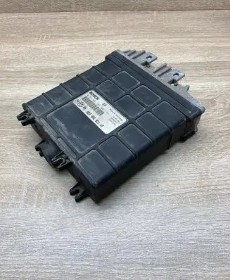 Volkswagen Golf III Engine control unit/module ECU 028906021AF 0281001308