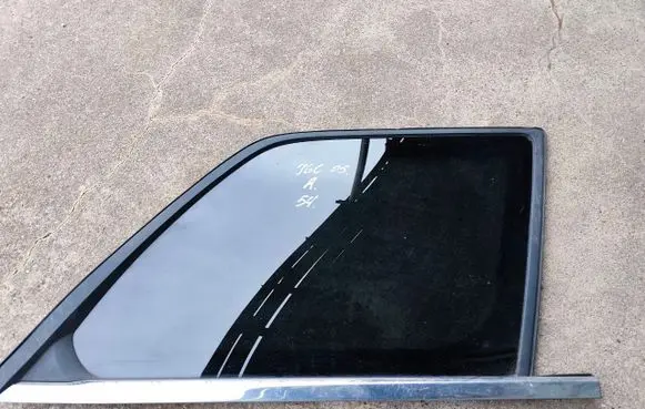 Jeep Grand Cherokee (WK) Rear side window 55396304AA