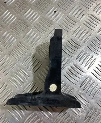 Audi Q7 4M Front bumper mounting bracket 4M0807333 4M0807333L