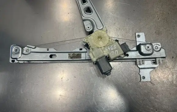 Peugeot 3008 I Front door window regulator with motor 9682808880 912026105
