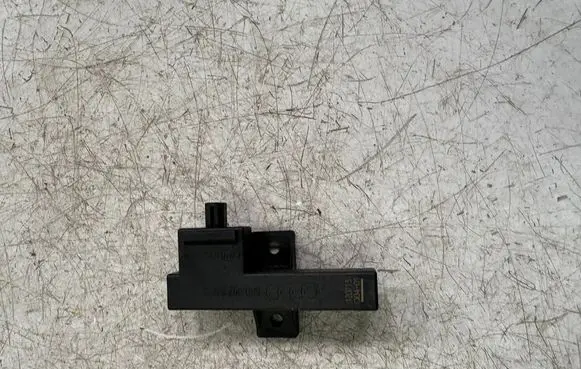 Audi A8 S8 D4 4H Keyless system antenna 8K0907247