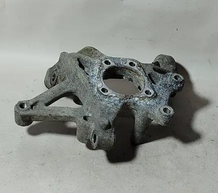 Opel Vectra C Rear wheel hub 24447021