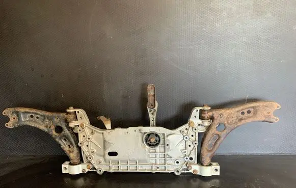 Volkswagen Golf VI Front subframe 1K0199369F