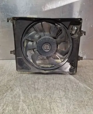 Radiator cooling fan shroud