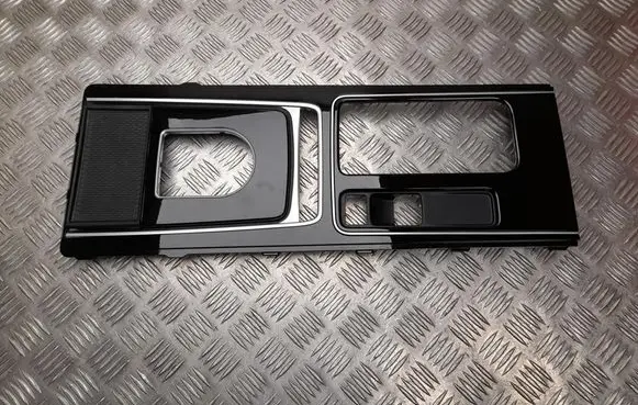 Jaguar XF Panel trim GX63044E04A