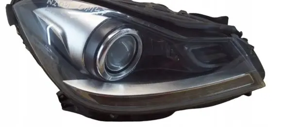 Mercedes-Benz C W204 Headlight/headlamp A2048204639