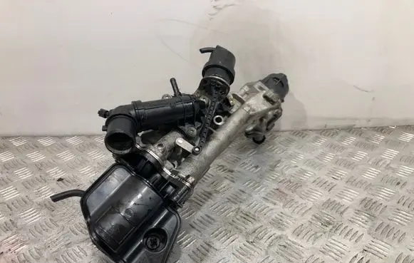 Opel Insignia A EGR valve 55566052