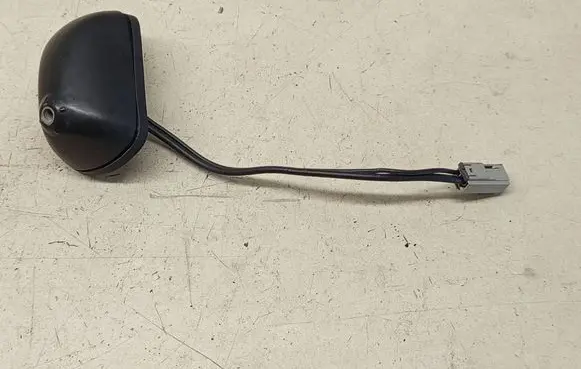 Nissan Qashqai+2 Radio antenna B1C2923