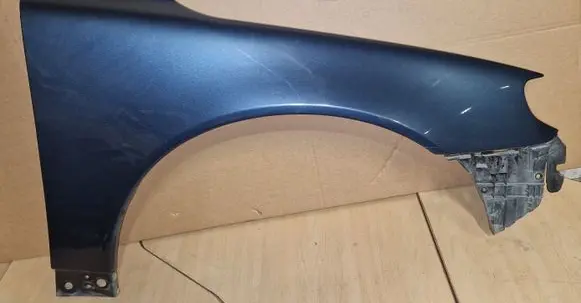 Volvo V70 Fender