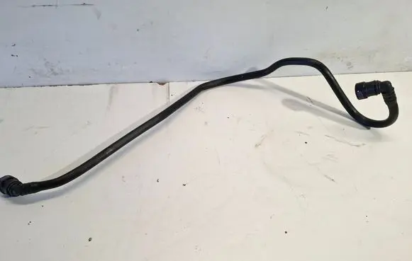 Volvo V60 Engine coolant pipe/hose 31293992
