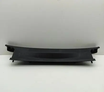 Volkswagen Golf VII Trunk/boot sill cover protection 5G6863459