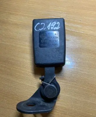 Volkswagen PASSAT CC Rear seatbelt buckle 3C8857740A C2192