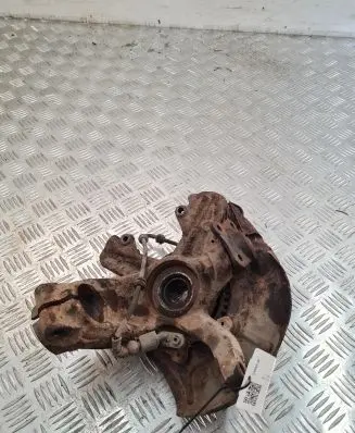 Seat Leon (1M) Front wheel hub