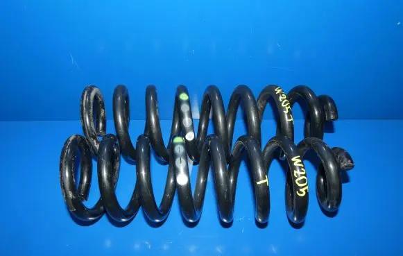 Mercedes-Benz C W205 Rear coil spring