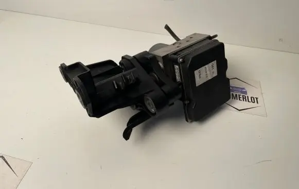 Mercedes-Benz CLS C218 X218 ABS Pump A2184313212