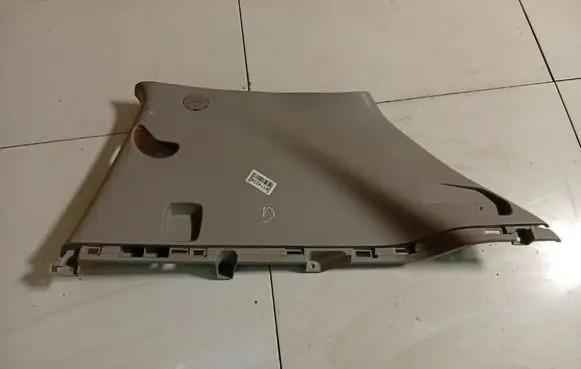 KIA Sportage (D) pillar trim (bottom) 858603U010