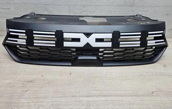 Dacia Sandero III Front grill 622561324R