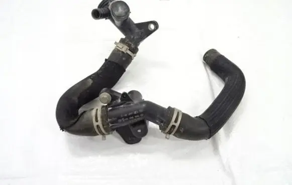 Ford Fiesta Engine coolant pipe/hose 9812744080